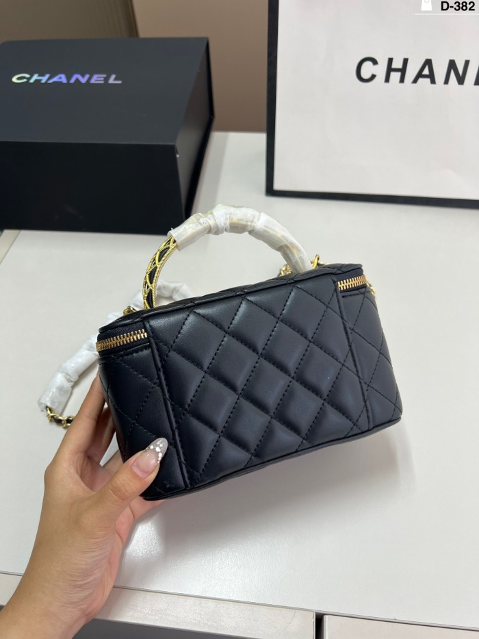 Split leather bag ,4A ,size 17x11cm,no box,  B75-400-406