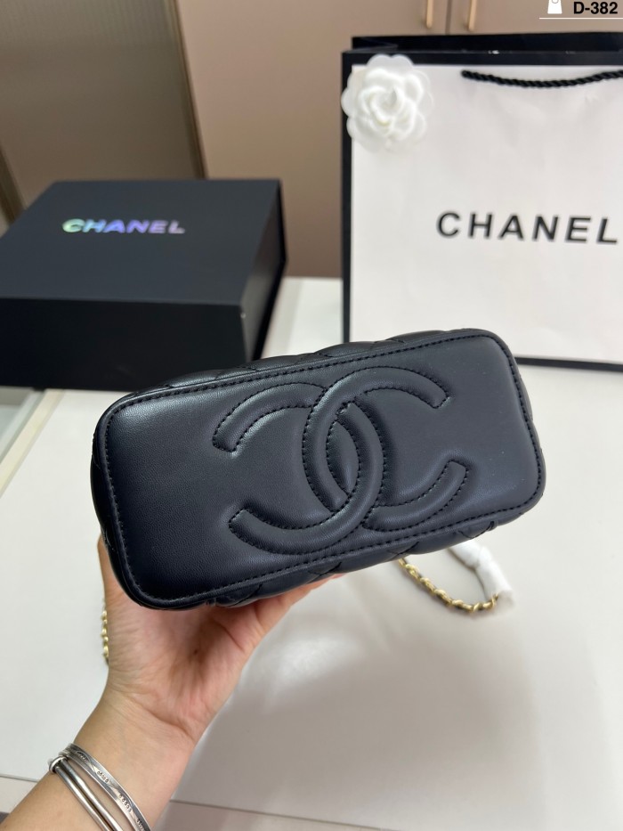Split leather bag ,4A ,size 17x11cm,no box,  B75-400-406