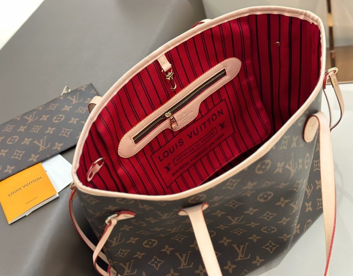 Split leather bag a set,3A ,no box,  B75-421