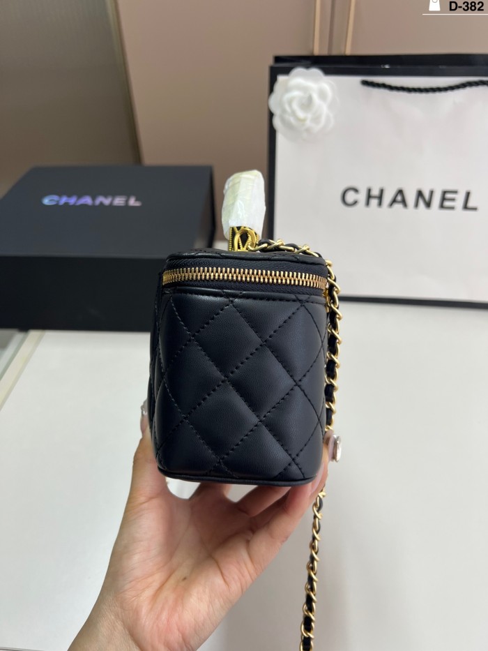 Split leather bag ,4A ,size 17x11cm,no box,  B75-400-406