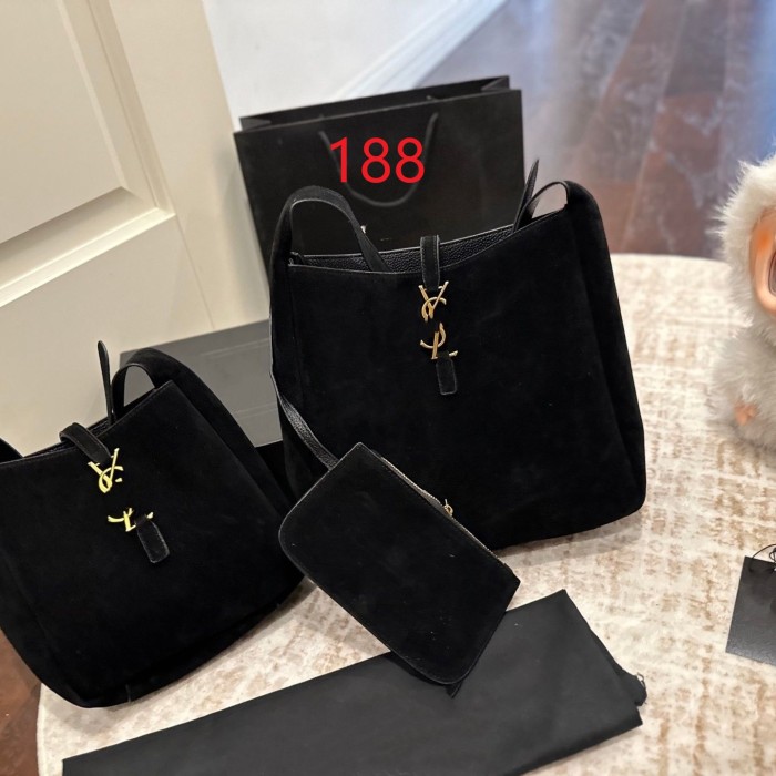 Split leather bag ,4A ,size 27cm and 18 cm,no box,  B80-184-188