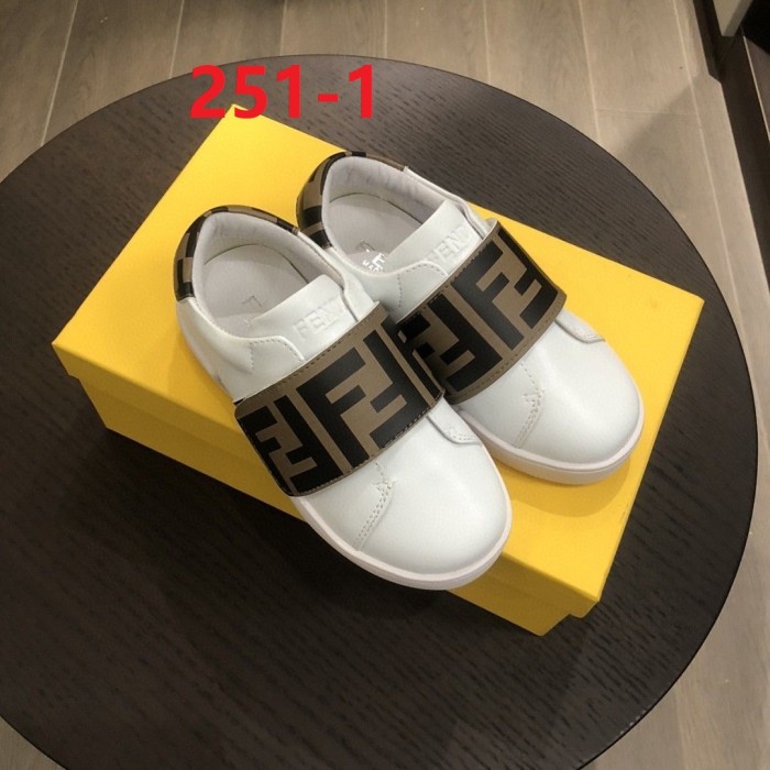 Kid's shoes, with box,size 26-35, SS60-251
