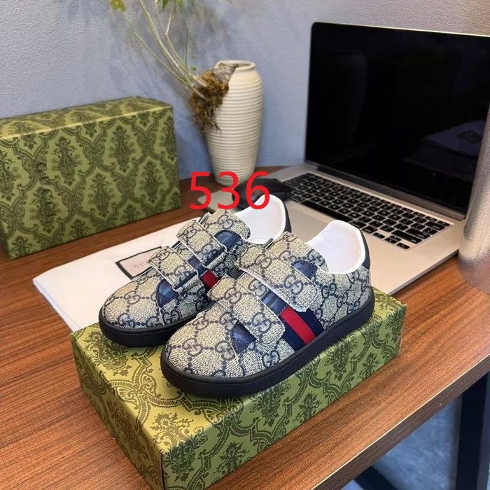 Kid's shoes, with box,size 23-35, SS60-536-538