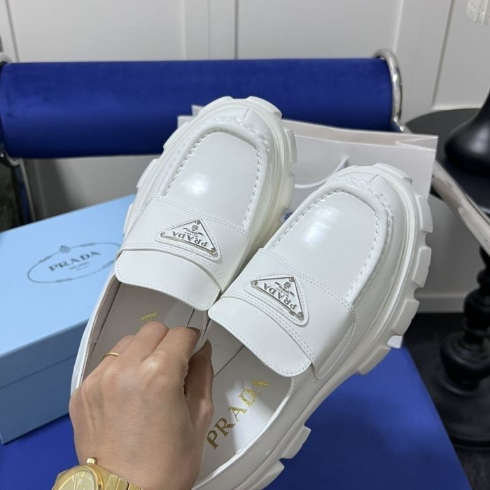 Ladies' thick-soled leather shoes,size 35-41, SS60-691-692