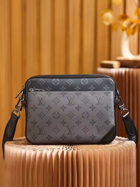 Split leather bag ,4A ,size 25*18.5*7cm,no box,  B88-770