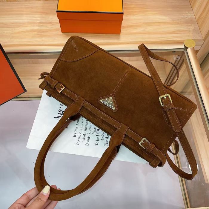 Suedette leather bag ,3A ,size 38*27*10.5cm and 32*14*10.2cm,no box,  B60-10-12