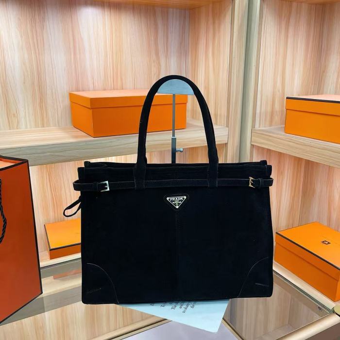 Suedette leather bag ,3A ,size 38*27*10.5cm and 32*14*10.2cm,no box,  B60-10-12