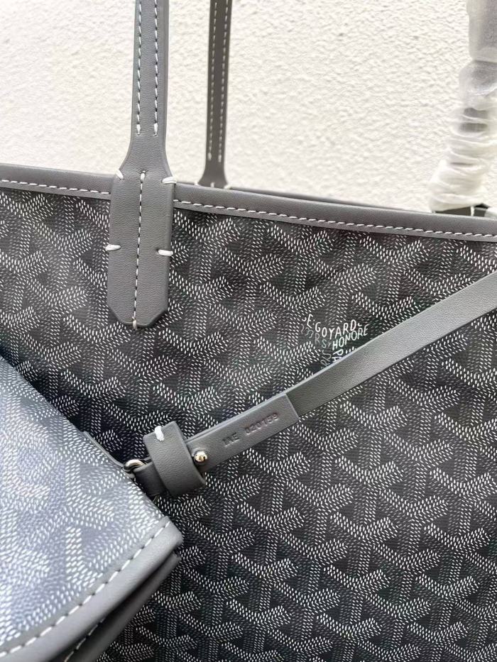 Leather bag, 5A ,no box, with dust bag. size 40*20*32cm , B110-45