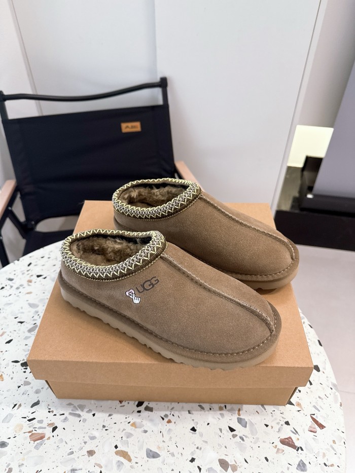 women fur shoes, size 36-44,  with box, SS50-364