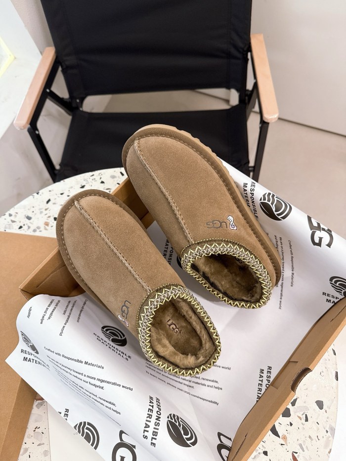 women fur shoes, size 36-44,  with box, SS50-364