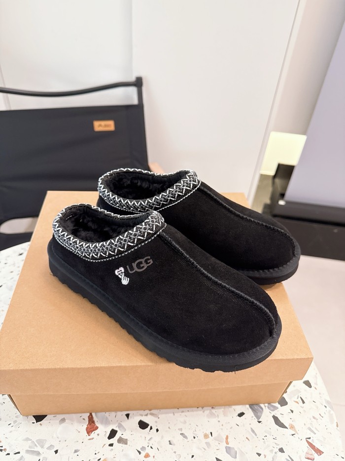 women fur shoes, size 36-44,  with box, SS50-366