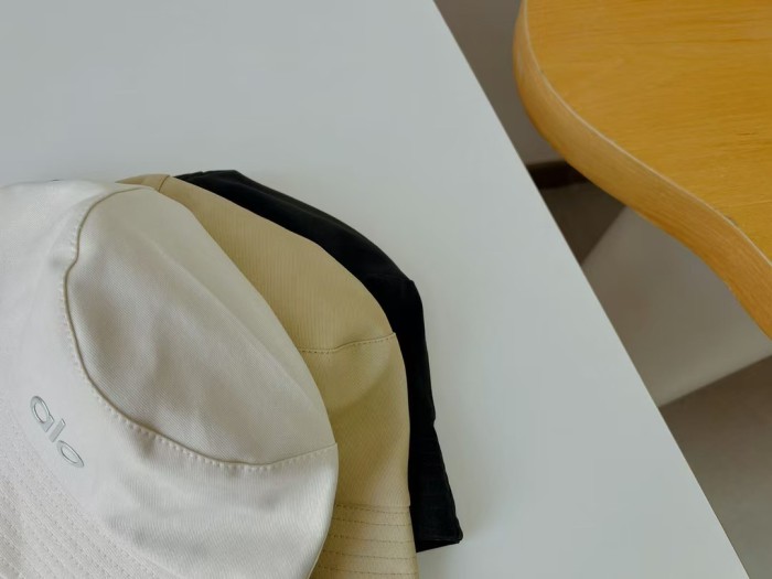 Fashion hat for women men ,no box. HX15-64-66