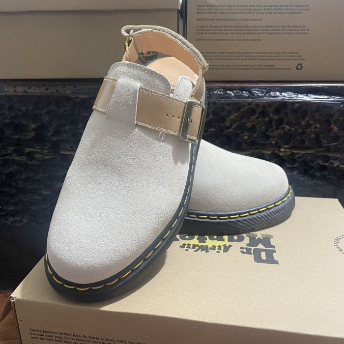 Men women's flat shoes,  with box,size 36-45, SS60-568-571
