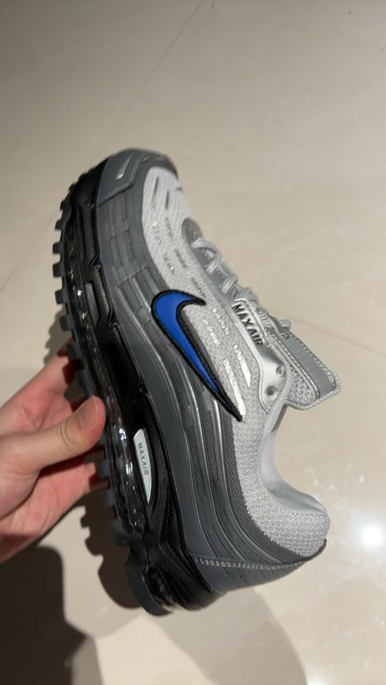 Women and men runner sneaker shoes,  with box,size 36-45，SS70-306-327