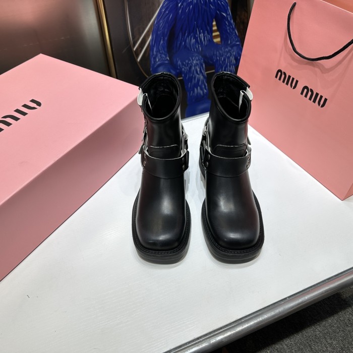 Women's boots shoes,  size 35-40, SS80-44