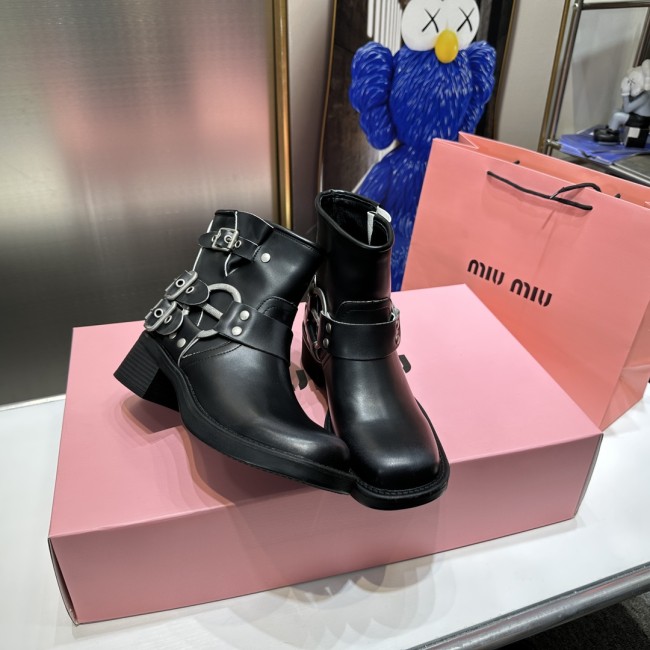 Women's boots shoes, size 35-40, SS80-44