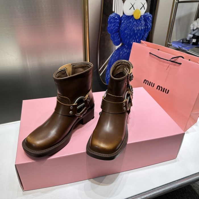 Women's boots shoes,  size 35-40, SS80-43