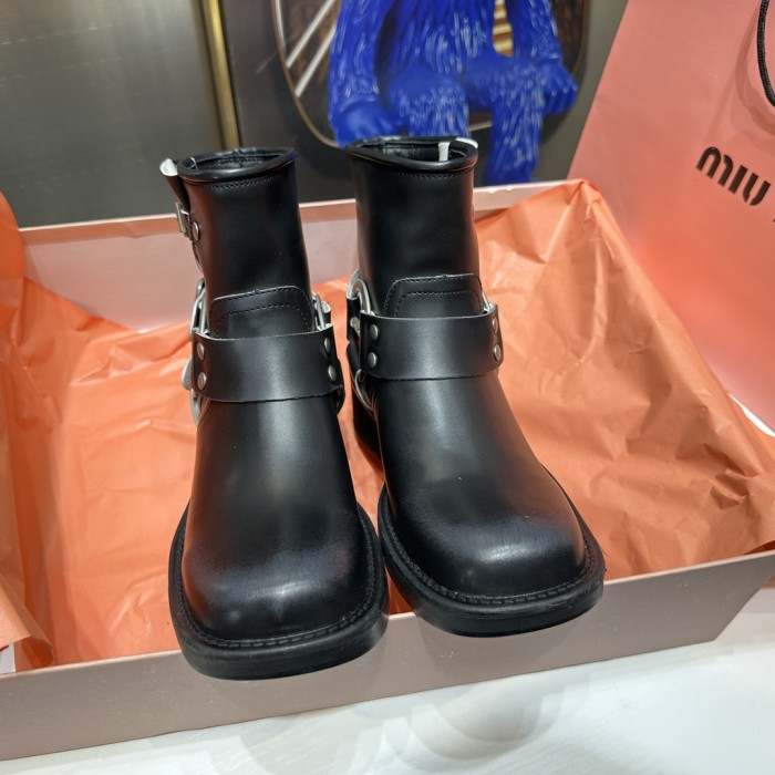 Women's boots shoes,  size 35-40, SS80-44