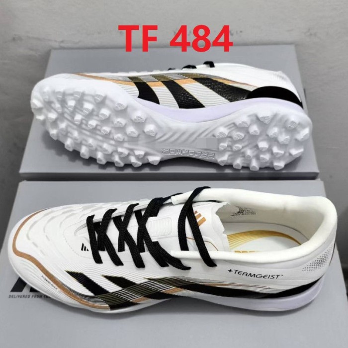 2025 New style FG AG TF football shoes,with box,size 36-45,SS70-476-504