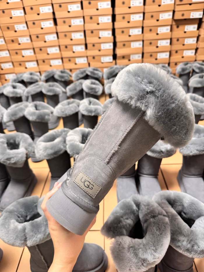 Women leather fur boot shoes, size 35-40,  with box, SS80-99
