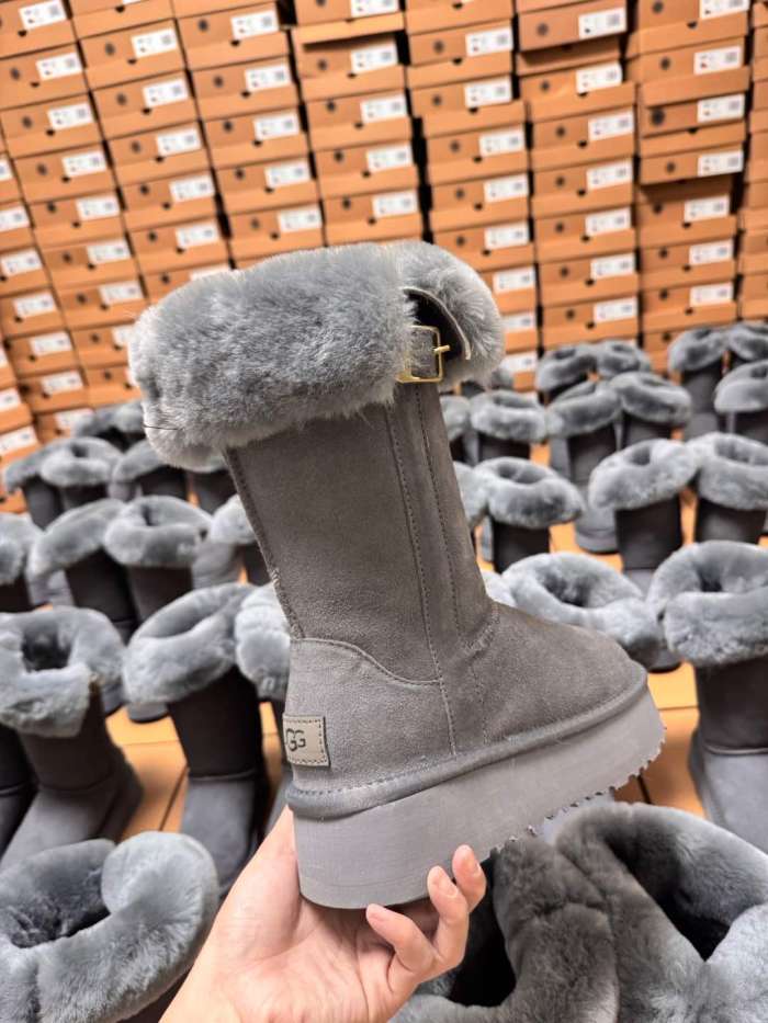 Women leather fur boot shoes, size 35-40,  with box, SS80-99