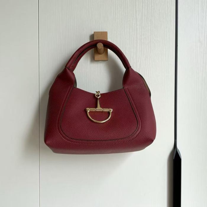 Leather bag ,5A ,size 27.5x21x16cm,no box,  B110-329
