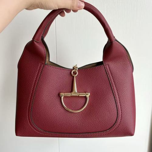 Leather bag ,5A ,size 27.5x21x16cm,no box,  B110-329