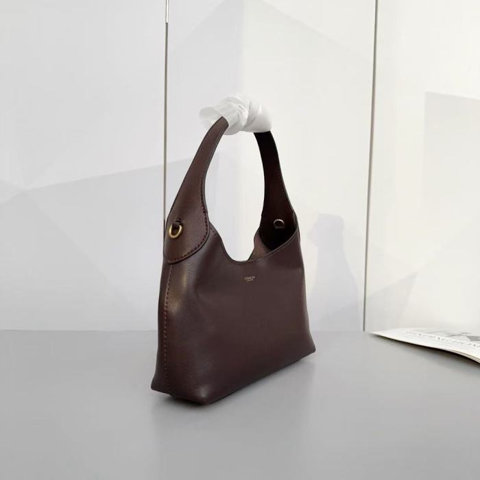 leather bag ,5A ,size 23.5×18.5×7.5cm,no box,  B98-177