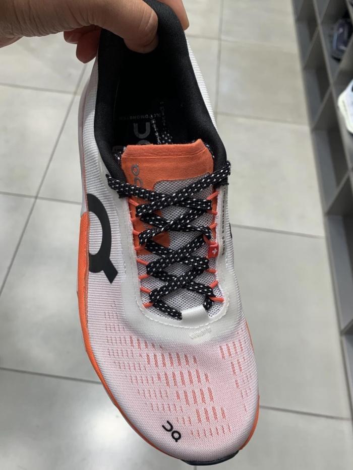 Women and men runner sneaker shoes,  with box,size 36-45，SS70-626-643