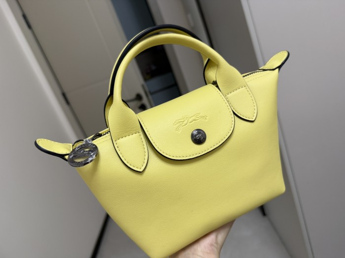 split leather,Ladies' single-shoulder bag and crossbody bag,no box, size 17*10*14cm,B35-229-239
