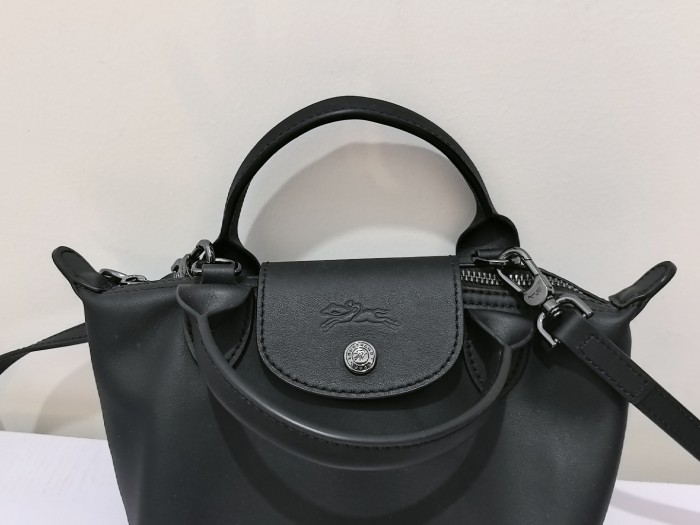 split leather,Ladies' single-shoulder bag and crossbody bag,no box, size 17*10*14cm,B35-229-239
