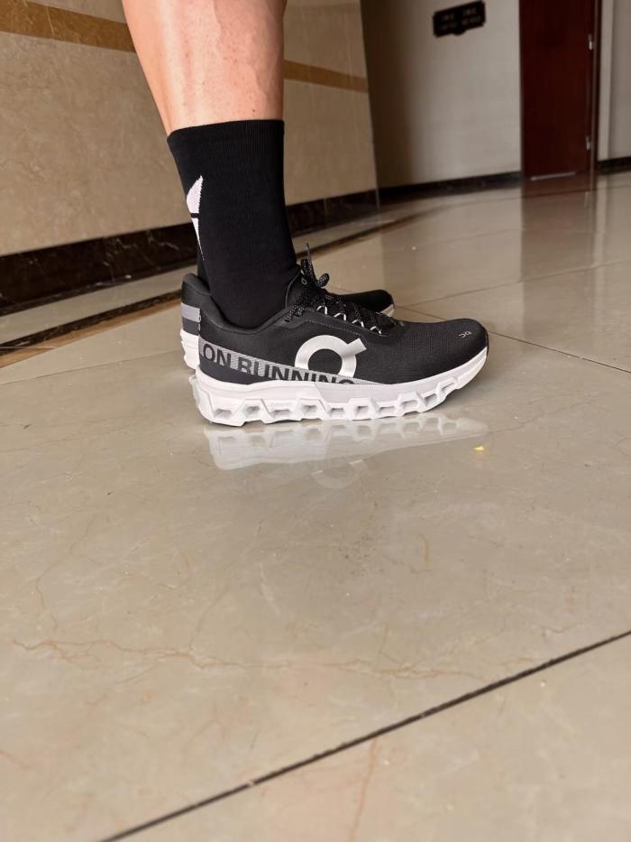 Women and men runner sneaker shoes,  with box,size 36-45，SS70-626-643