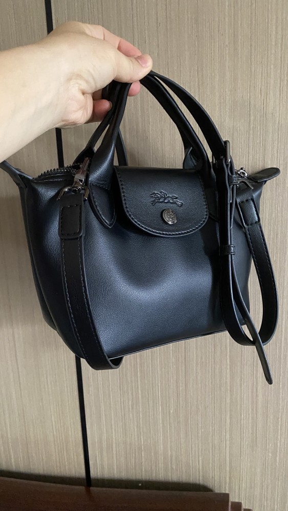 split leather,Ladies' single-shoulder bag and crossbody bag,no box, size 17*10*14cm,B35-229-239