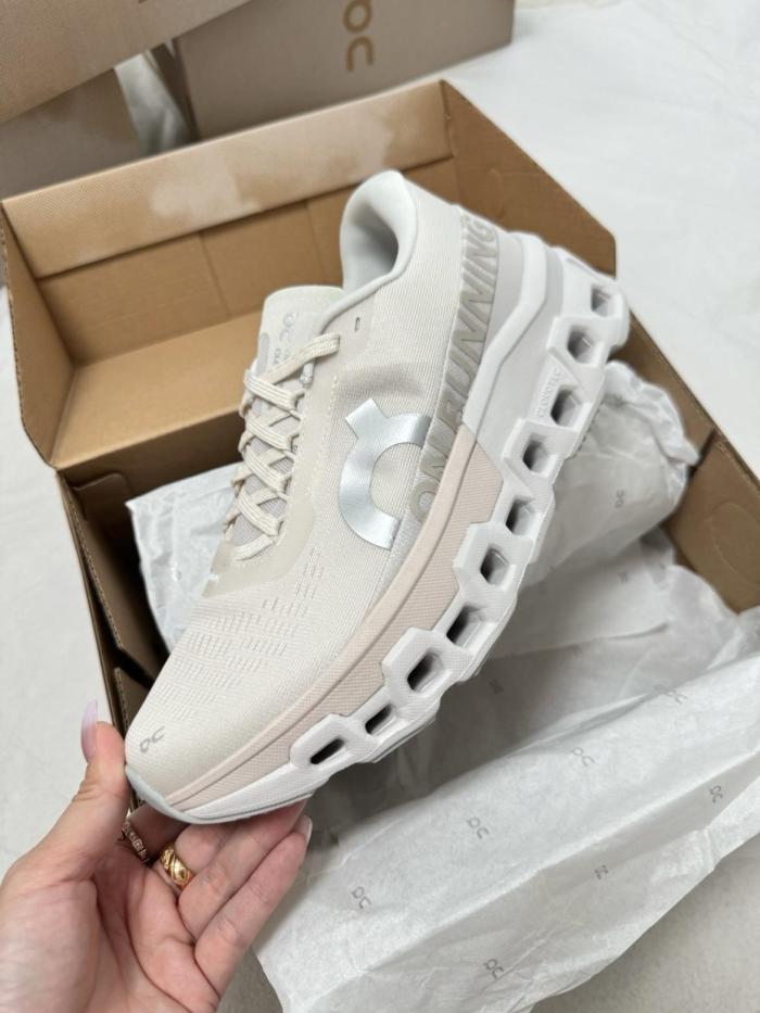 Women and men runner sneaker shoes,  with box,size 36-45，SS70-626-643