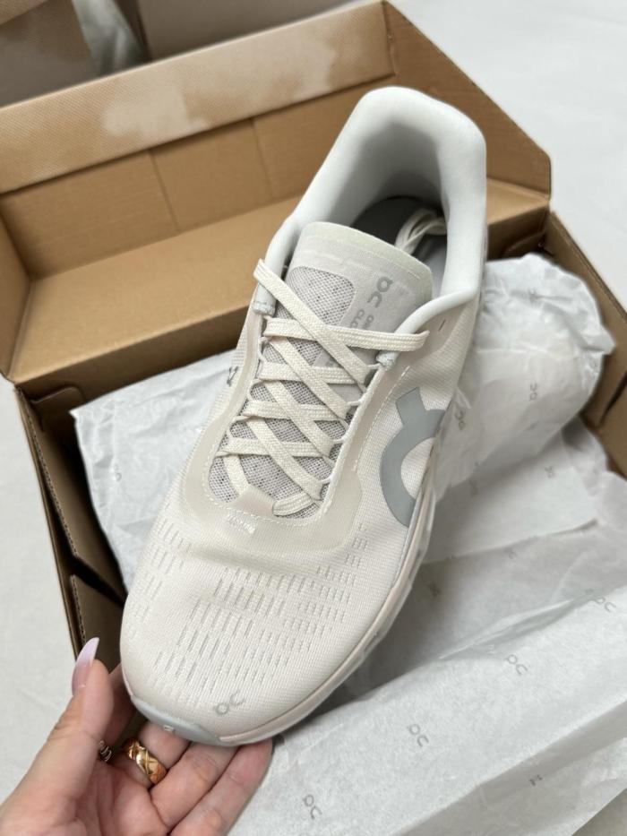 Women and men runner sneaker shoes,  with box,size 36-45，SS70-626-643