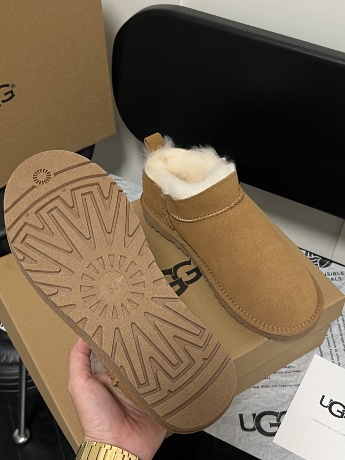 Unisex Couple Warm Shoes fur shoes, size 35-44,  with box, SS50-379-384