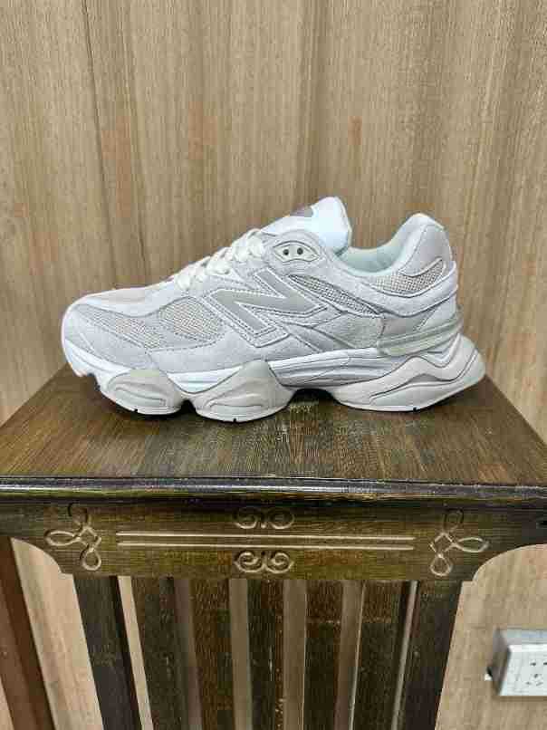 Women and men sneaker shoes,  size 36-47, SS80-100-115