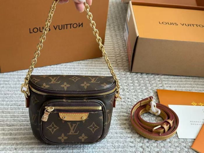Split leather bag ,4A ,size 18*13cm,no box, with dust bag,  B80-194