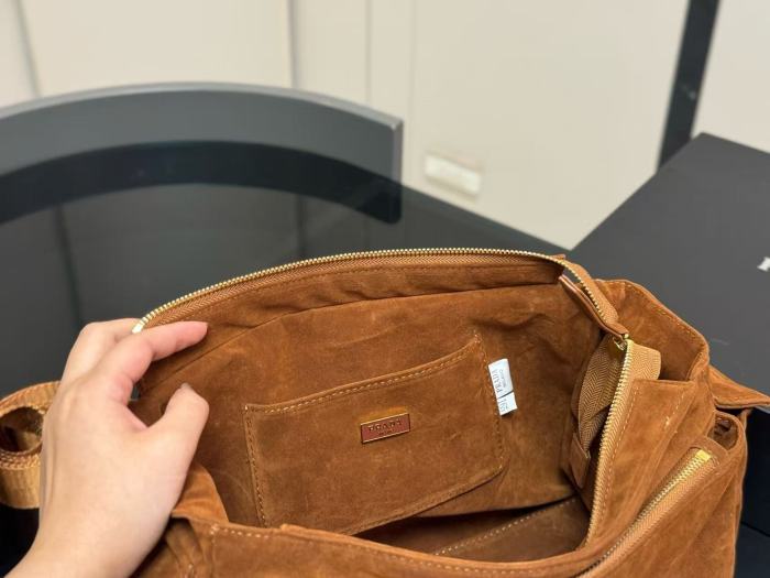 Suedette leather bag ,4A ,size 36cm or 28cm ,no box,  B75-435