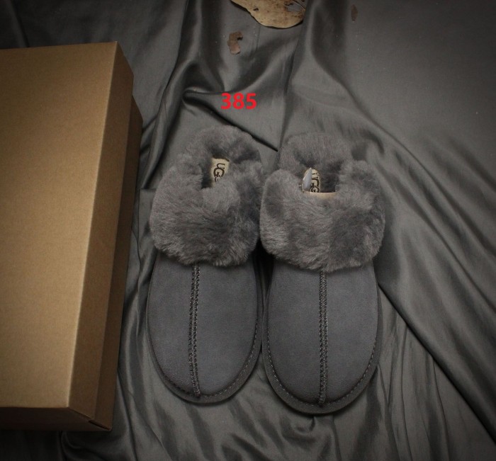 Women flat fur slipper shoes,  size 34-44, with box, SS50-385-387