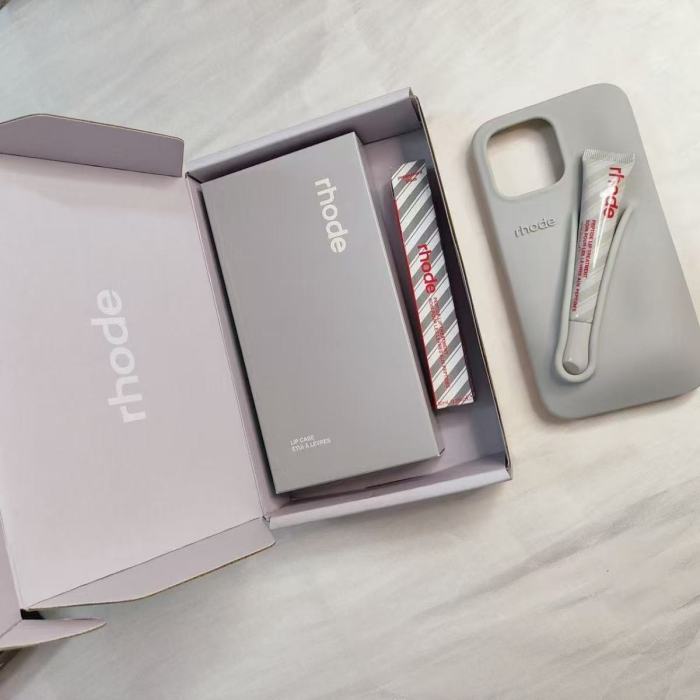 Phone cases and lip gloss,with box,B15-19-27