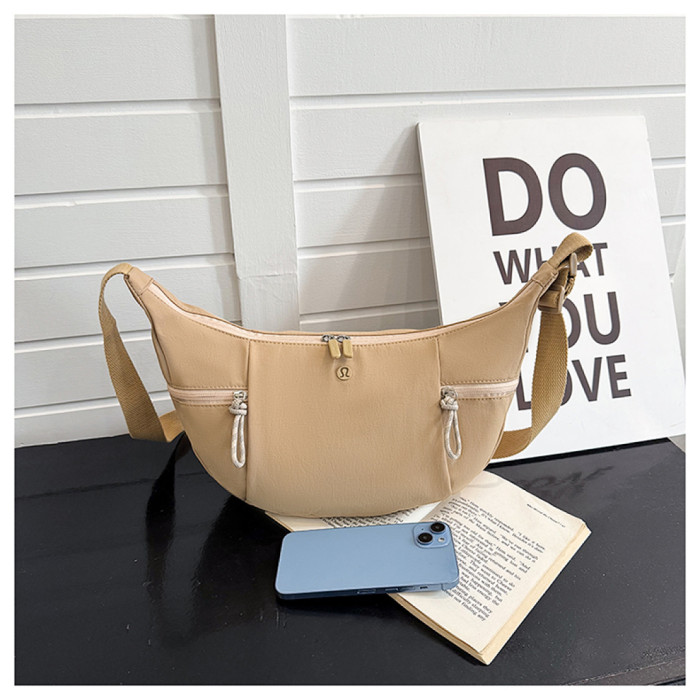 Canvas handbag，AA quality，size 40x19x11cm,B20-32-35