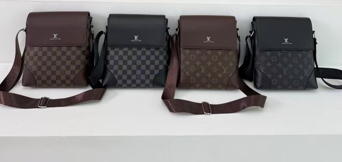 PU leather bag ,AA quality, size 22X26X5cm,no box,  B25-21-24