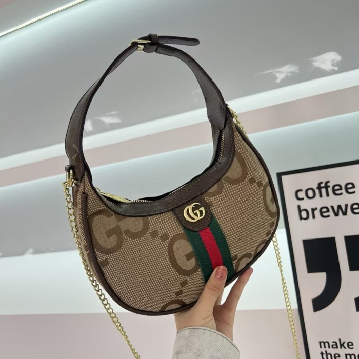 PU leather bag ,AA quality, size 22.5x13x5cm,no box,  B25-96-106