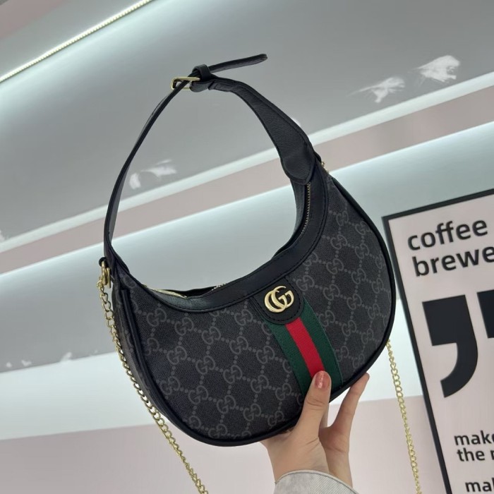 PU leather bag ,AA quality, size 22.5x13x5cm,no box,  B25-96-106