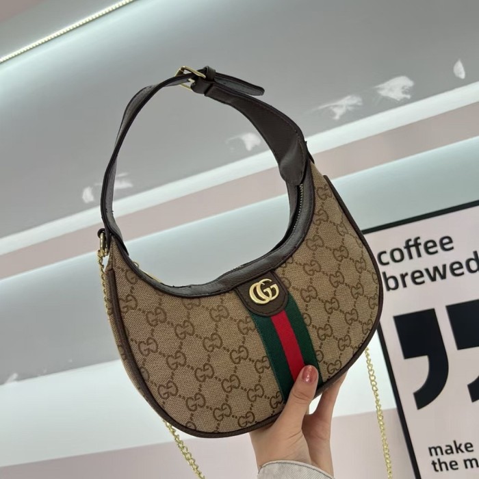 PU leather bag ,AA quality, size 22.5x13x5cm,no box,  B25-96-106