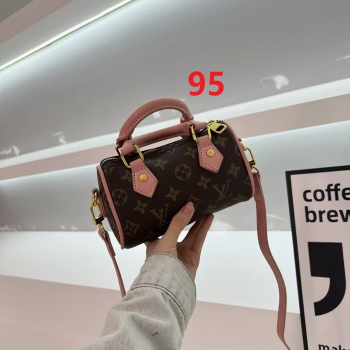 PU leather bag ,AA quality, size 17.5x10x9cm,no box,  B25-89-95
