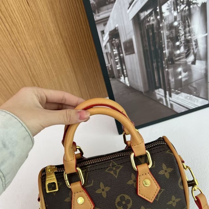PU leather bag ,AA quality, size 17.5x10x9cm,no box,  B25-89-95