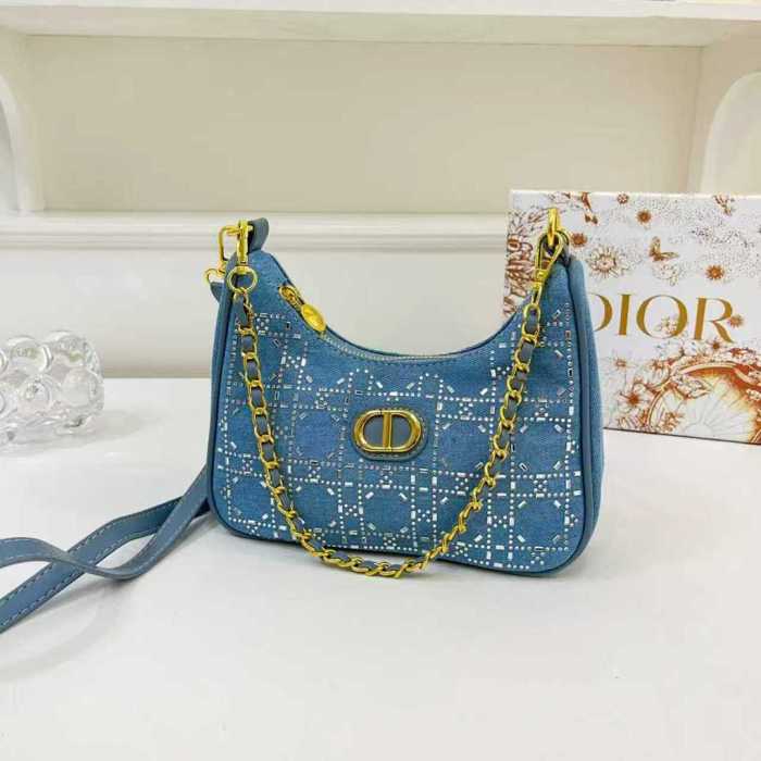 Canvas PU leather bag ,AA quality, size 21x16x6.5cm,no box,  B28-254-257