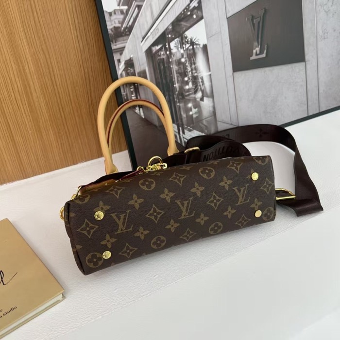 PU leather bag ,AA quality, size 27x17x10cm,no box,  B28-245-248